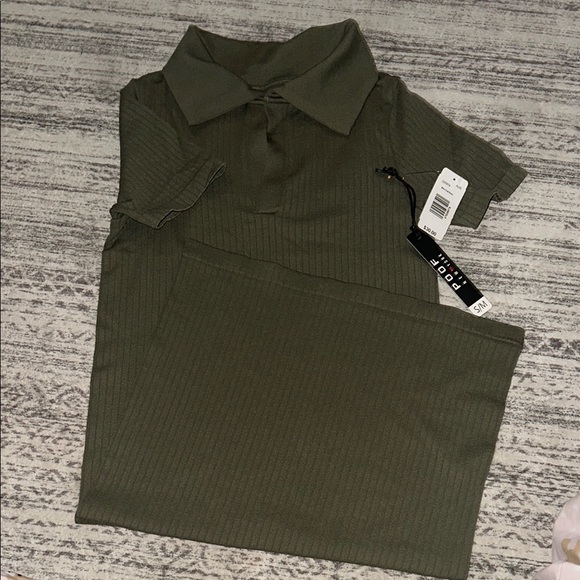Olive Green Ribbed Polo Shirt - Picture 1 of 1